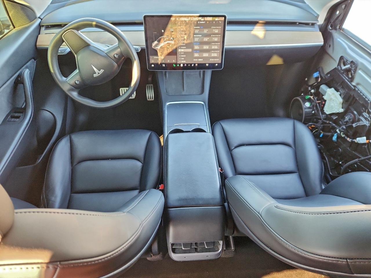 2022 Tesla Model Y VIN: 7SAYGDEF0NF336746 Lot: 93502025