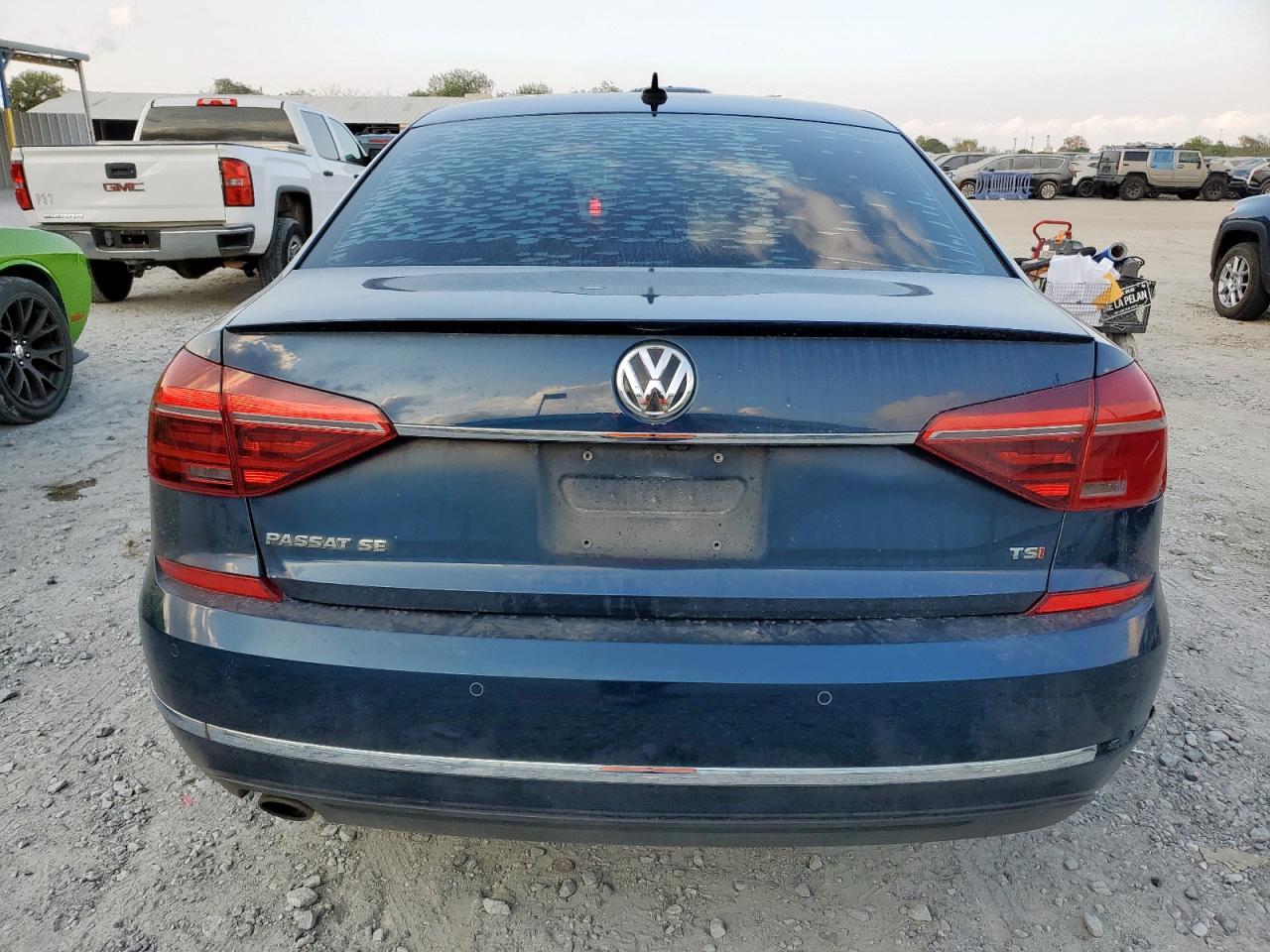 2018 Volkswagen Passat Se VIN: 1VWBA7A39JC024981 Lot: 92762285