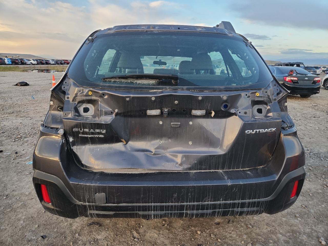 2018 Subaru Outback 2.5I VIN: 4S4BSAAC5J3253313 Lot: 91658855