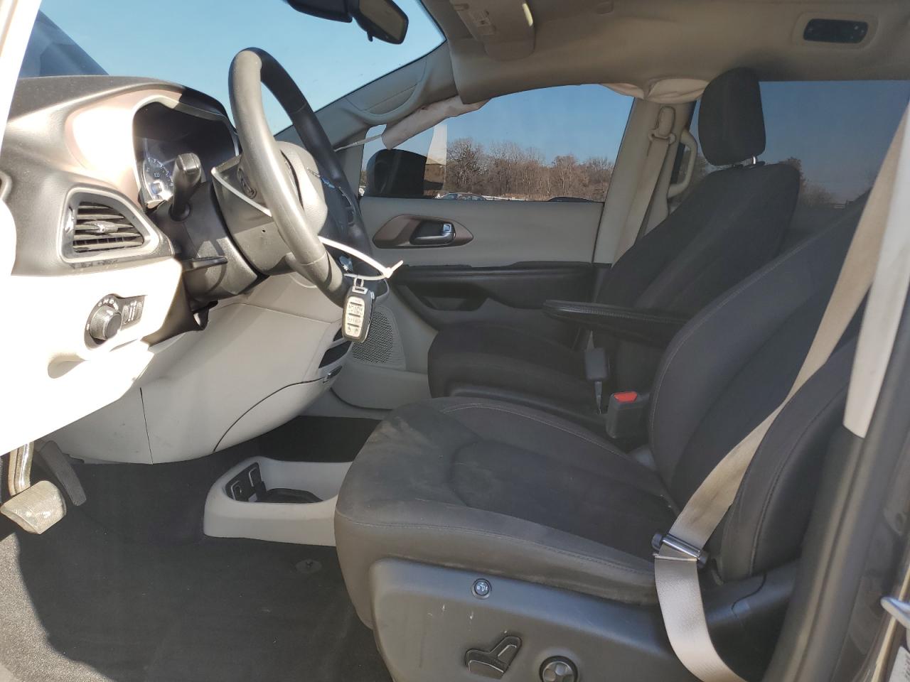 2017 Chrysler Pacifica Touring VIN: 2C4RC1DG7HR521262 Lot: 92933215