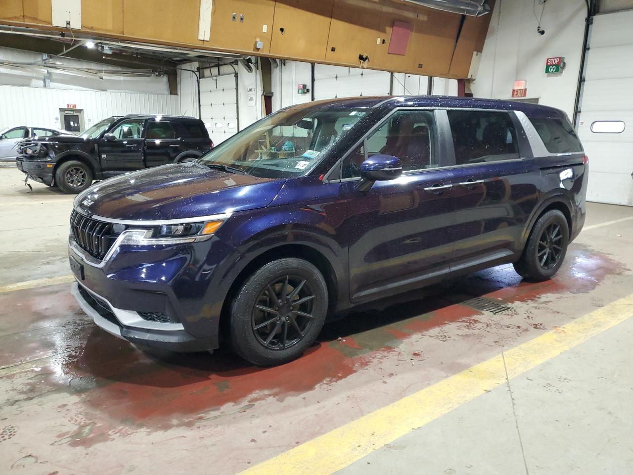 2022 Kia Carnival Lx