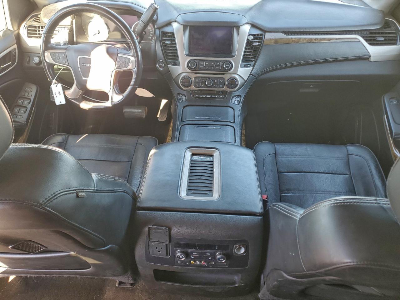 2015 GMC Yukon Xl Denali VIN: 1GKS2JKJ7FR564591 Lot: 94158535