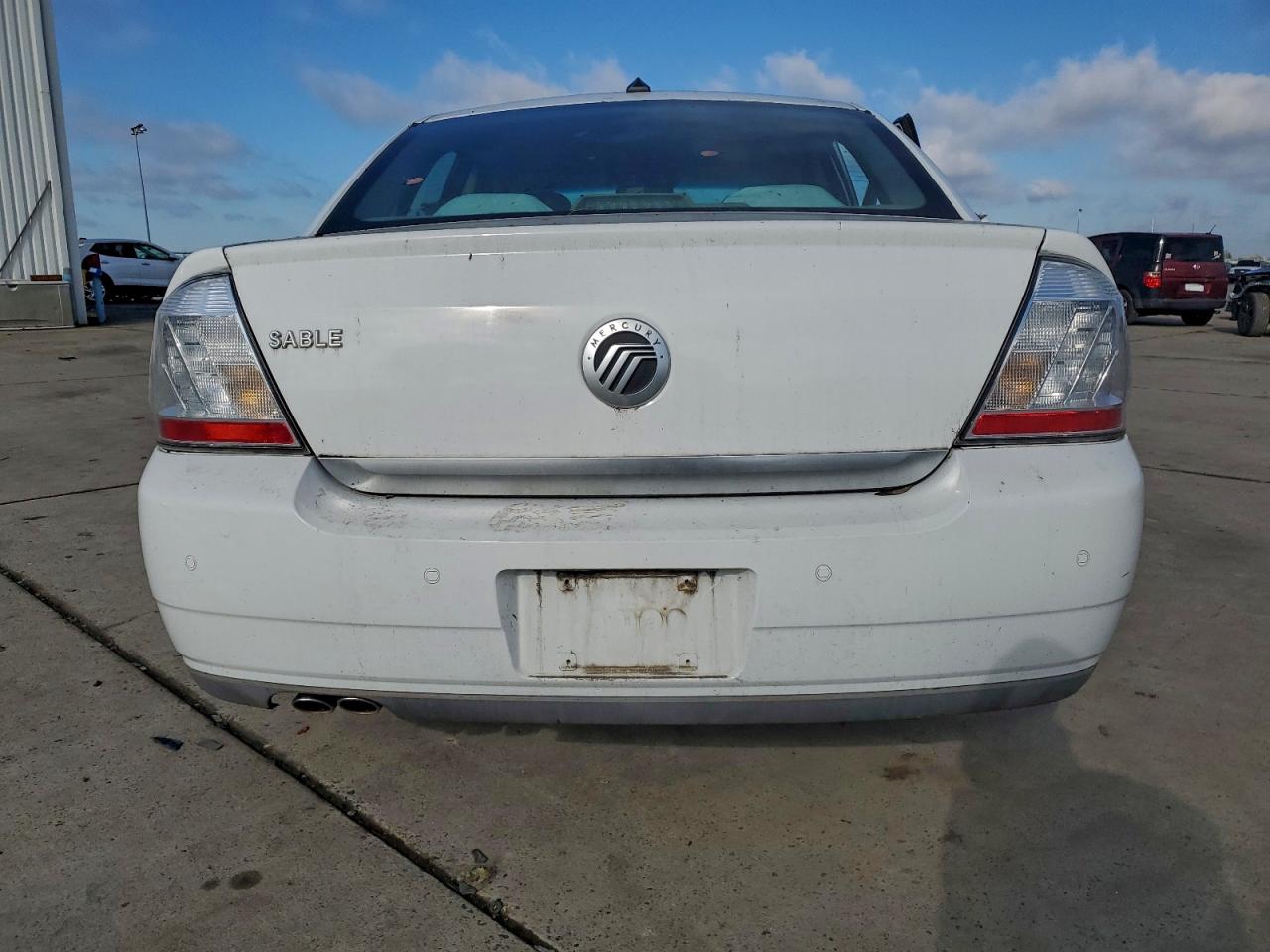 2008 Mercury Sable Luxury VIN: 1MEHM40W18G614480 Lot: 93909355