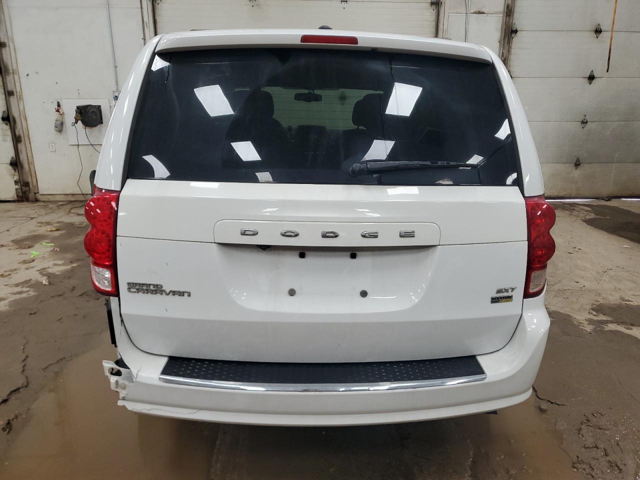 2018 Dodge Grand Caravan Sxt VIN: 2C4RDGCG5JR239533 Lot: 90753045