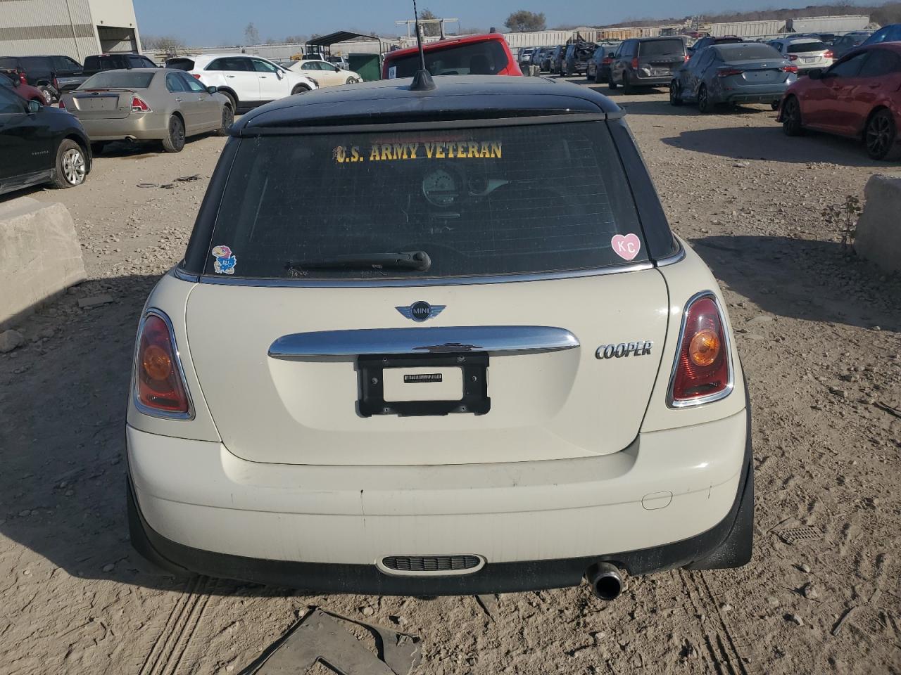 2012 Mini Cooper VIN: WMWSU3C56CT262093 Lot: 92864925