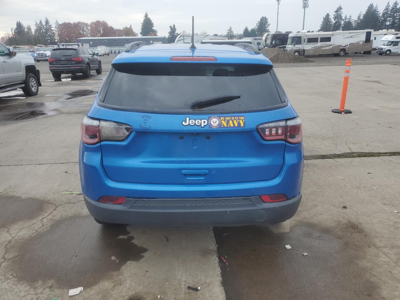 2018 Jeep Compass Sport VIN: 3C4NJCAB9JT182693 Lot: 92016975