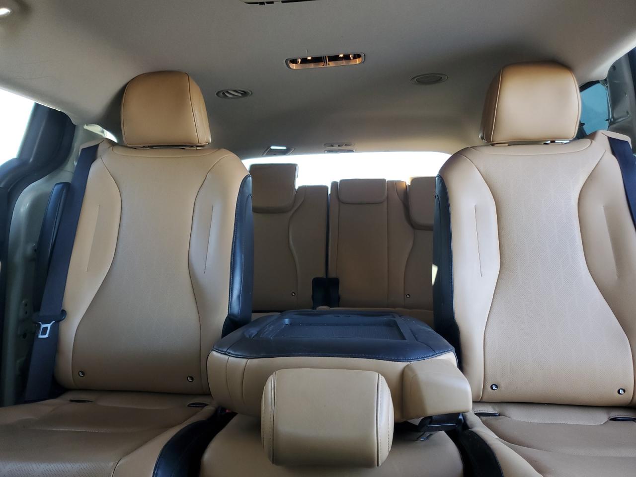 2022 Kia Carnival Lx VIN: KNDNB4H37N6096901 Lot: 91820285