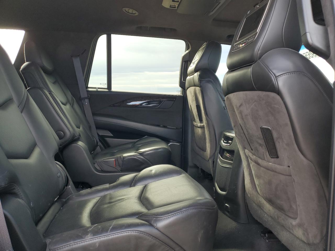 2016 Cadillac Escalade Platinum VIN: 1GYS4DKJ9GR156127 Lot: 92482955