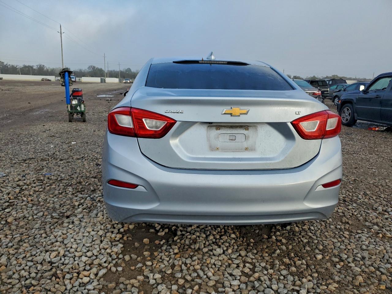 2017 Chevrolet Cruze Lt VIN: 1G1BE5SM2H7166281 Lot: 94229835