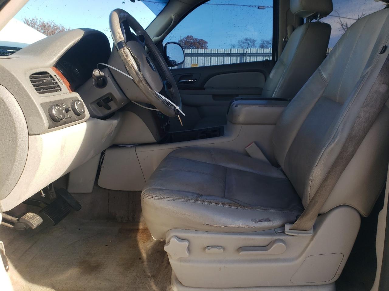 2010 Chevrolet Tahoe K1500 Lt VIN: 1GNUKBE08AR109553 Lot: 92860035