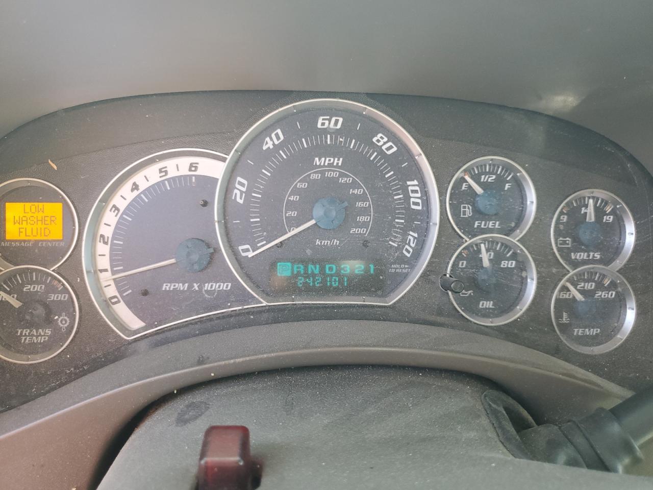 2002 Cadillac Escalade Luxury VIN: 1GYEK63NX2R243057 Lot: 85420345