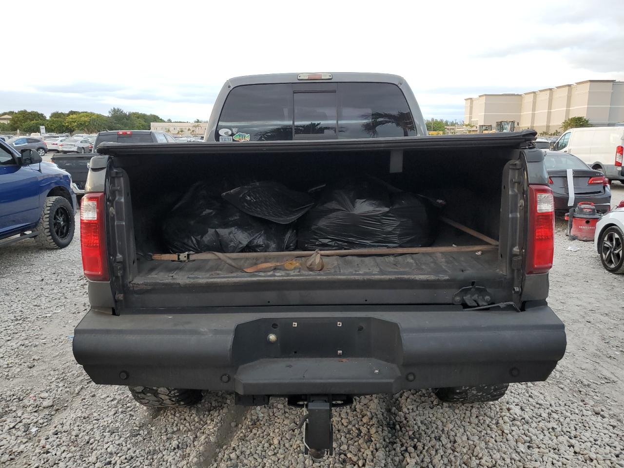 2015 Ford F250 Super Duty VIN: 1FT7W2BT3FEB68341 Lot: 92813505