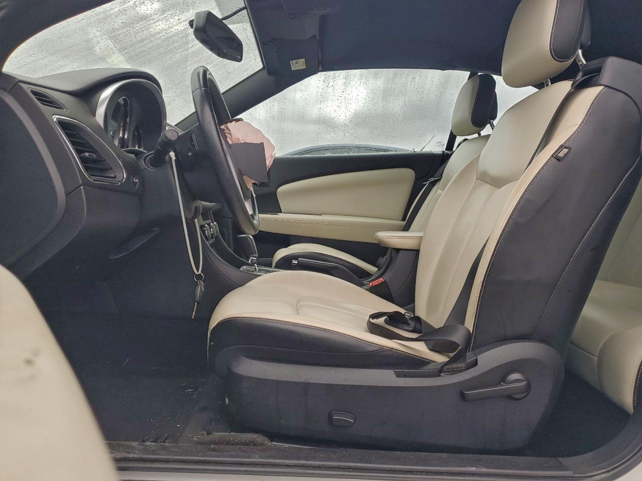 2012 Chrysler 200 Limited VIN: 1C3BCBFG6CN132210 Lot: 93682535