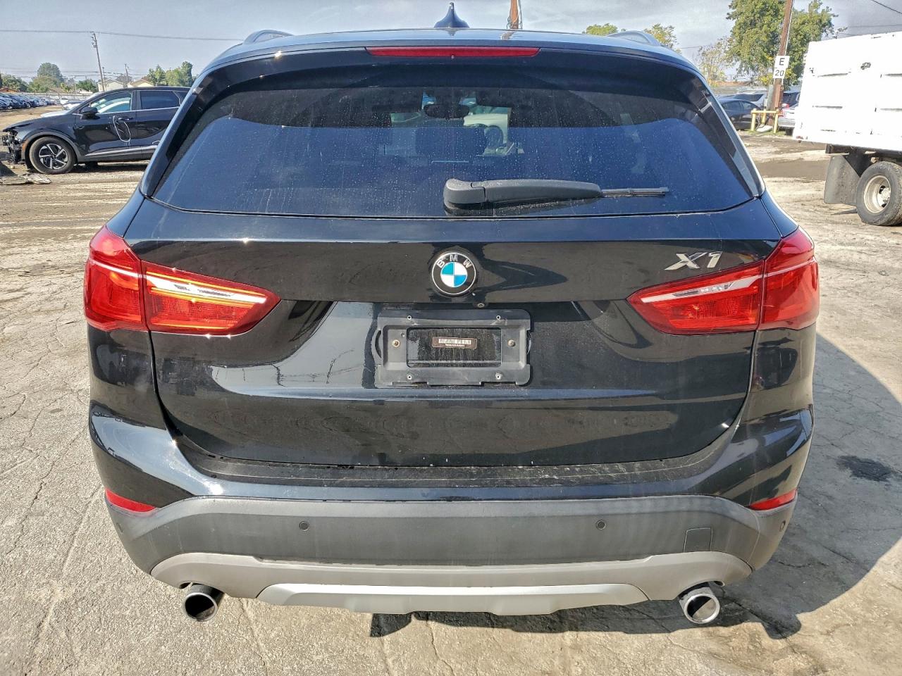 2018 BMW X1 Sdrive28I VIN: WBXHU7C33J5L05411 Lot: 94303445