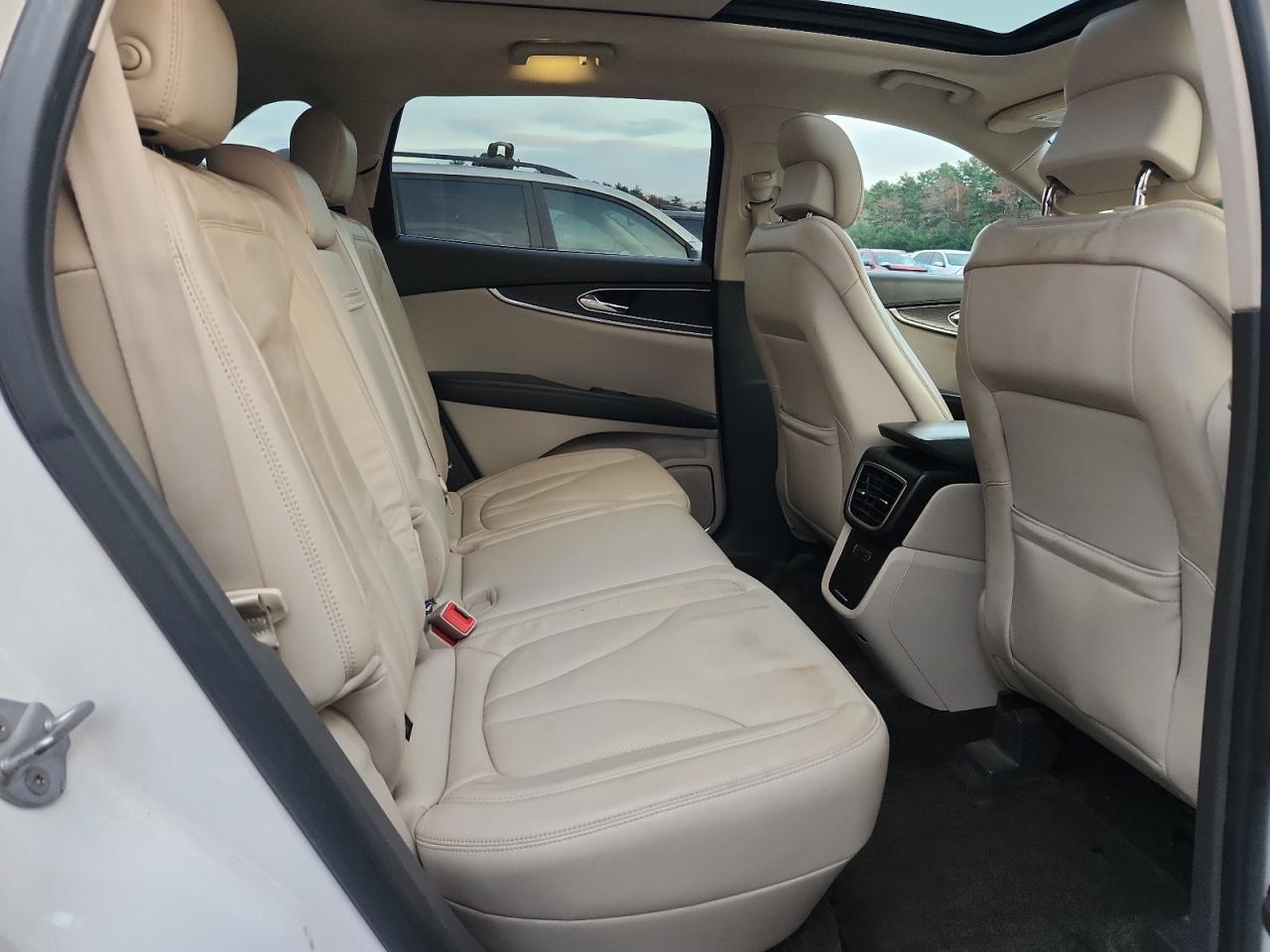 2016 Lincoln Mkx Reserve VIN: 2LMTJ8LR0GBL89279 Lot: 92397595