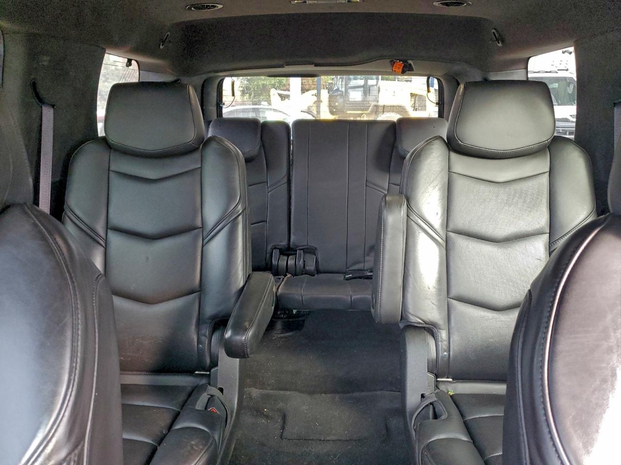 2016 Cadillac Escalade Platinum VIN: 1GYS4DKJ2GR370473 Lot: 93936455