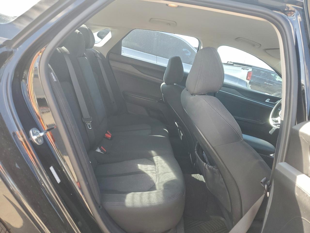 2022 Kia K5 Lxs VIN: 5XXG14J29NG102745 Lot: 92829855