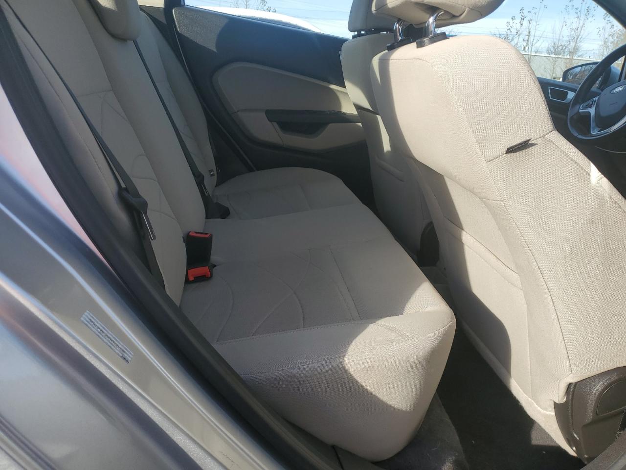 2015 Ford Fiesta Se VIN: 3FADP4EJ3FM100028 Lot: 93241055