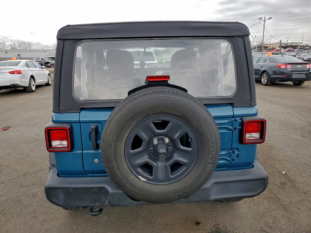 2020 Jeep Wrangler Sport VIN: 1C4GJXAG2LW207586 Lot: 94333925