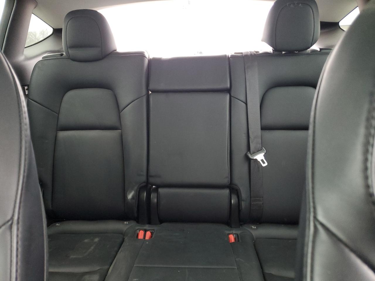 2021 Tesla Model Y VIN: 5YJYGDED0MF105503 Lot: 92629745