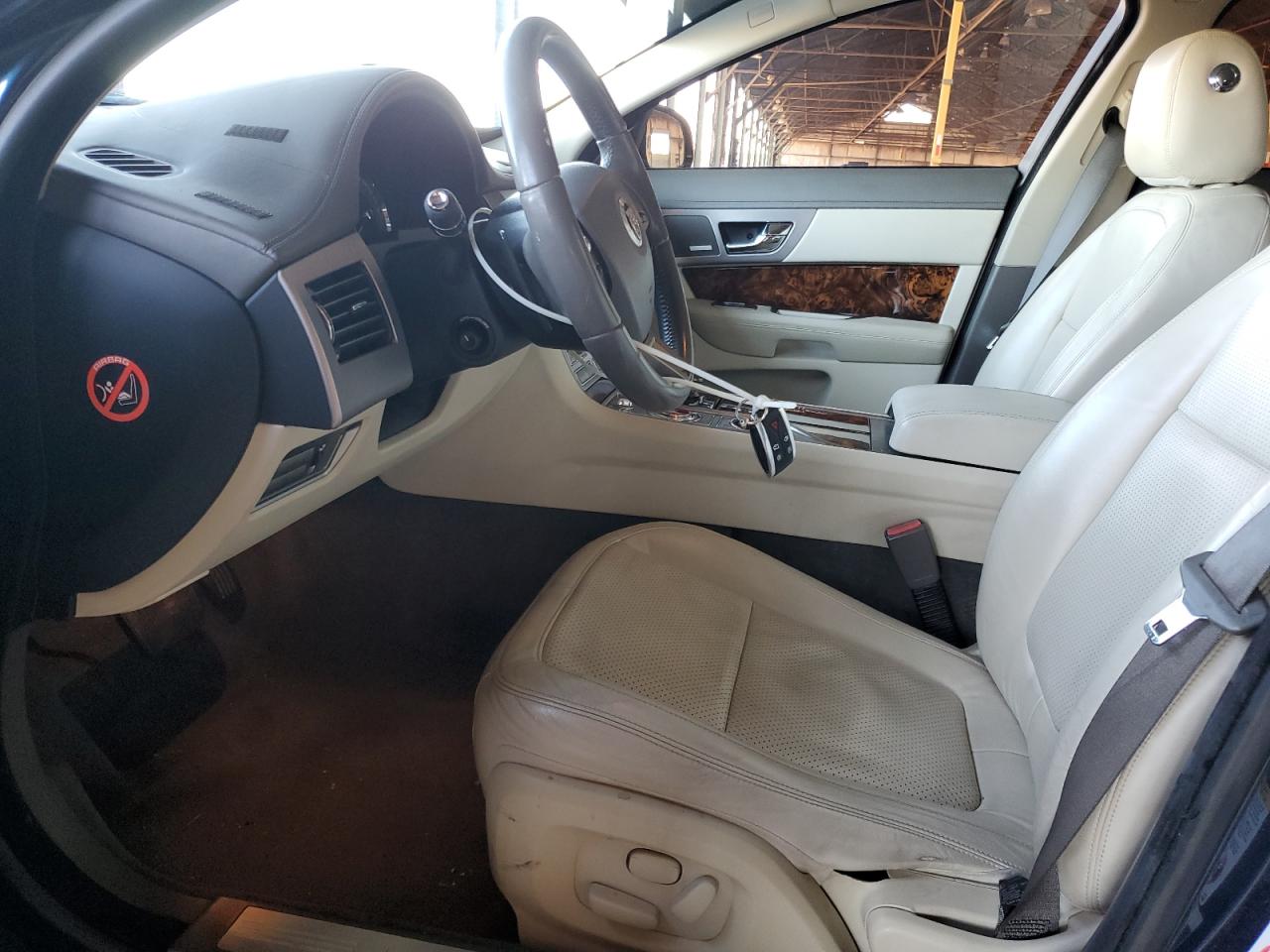 2010 Jaguar Xf Premium VIN: SAJWA0GB9ALR76696 Lot: 92102615