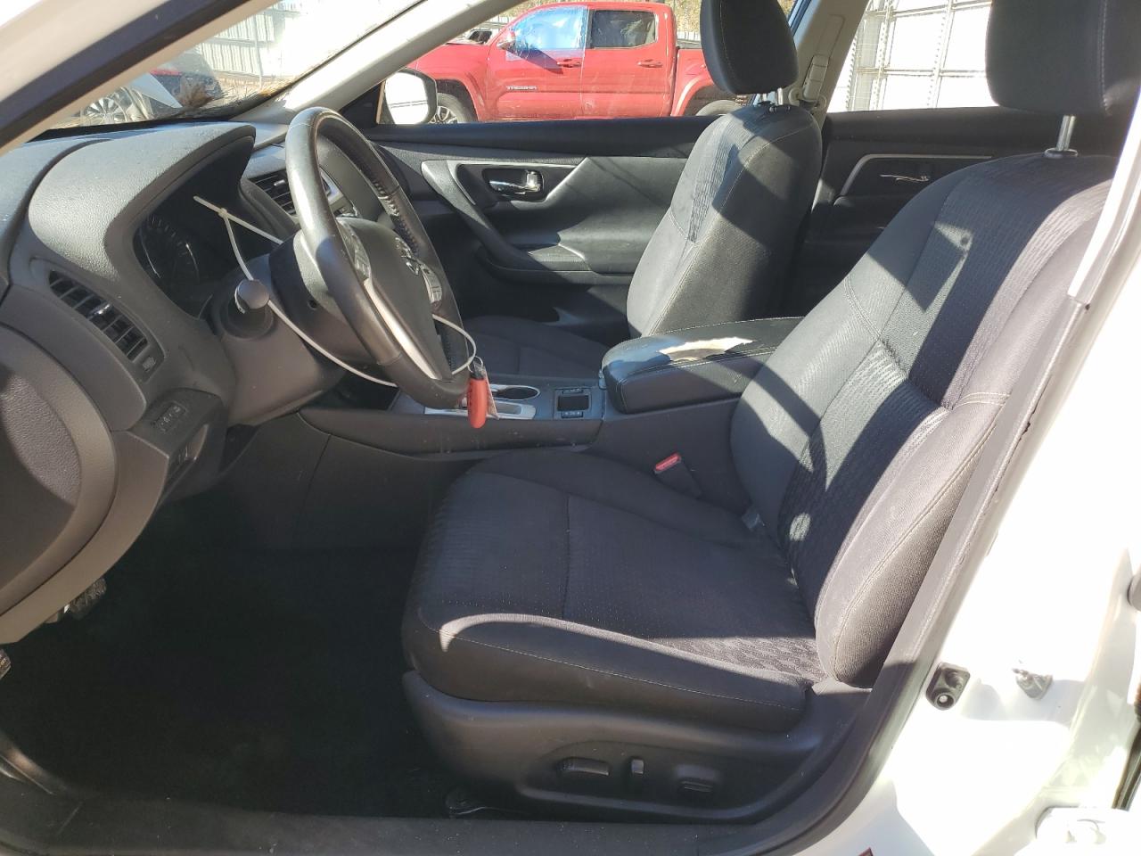 2017 Nissan Altima 2.5 VIN: 1N4AL3AP1HC154323 Lot: 93194255