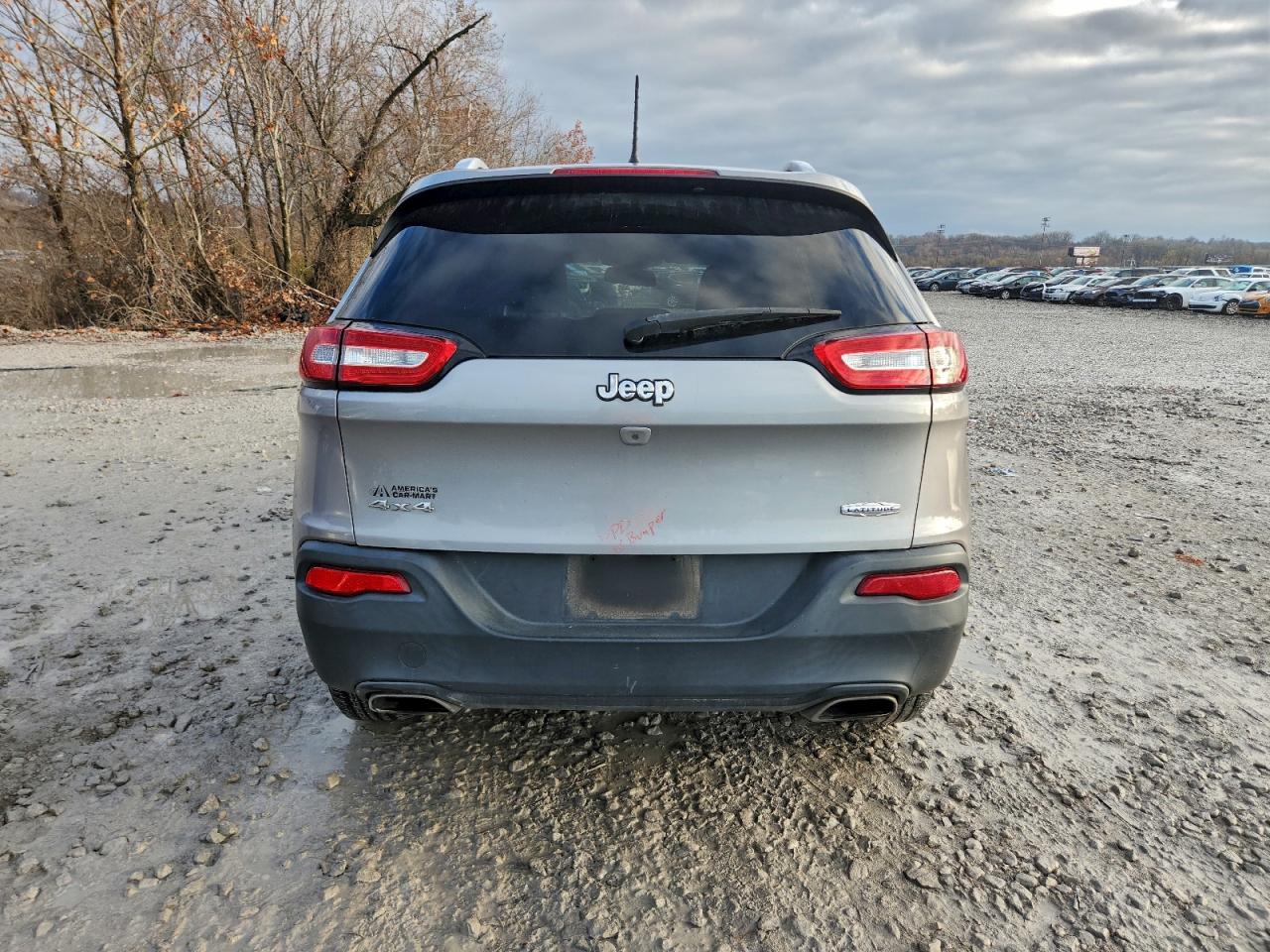 2016 Jeep Cherokee Latitude VIN: 1C4PJMCS4GW134033 Lot: 94564665