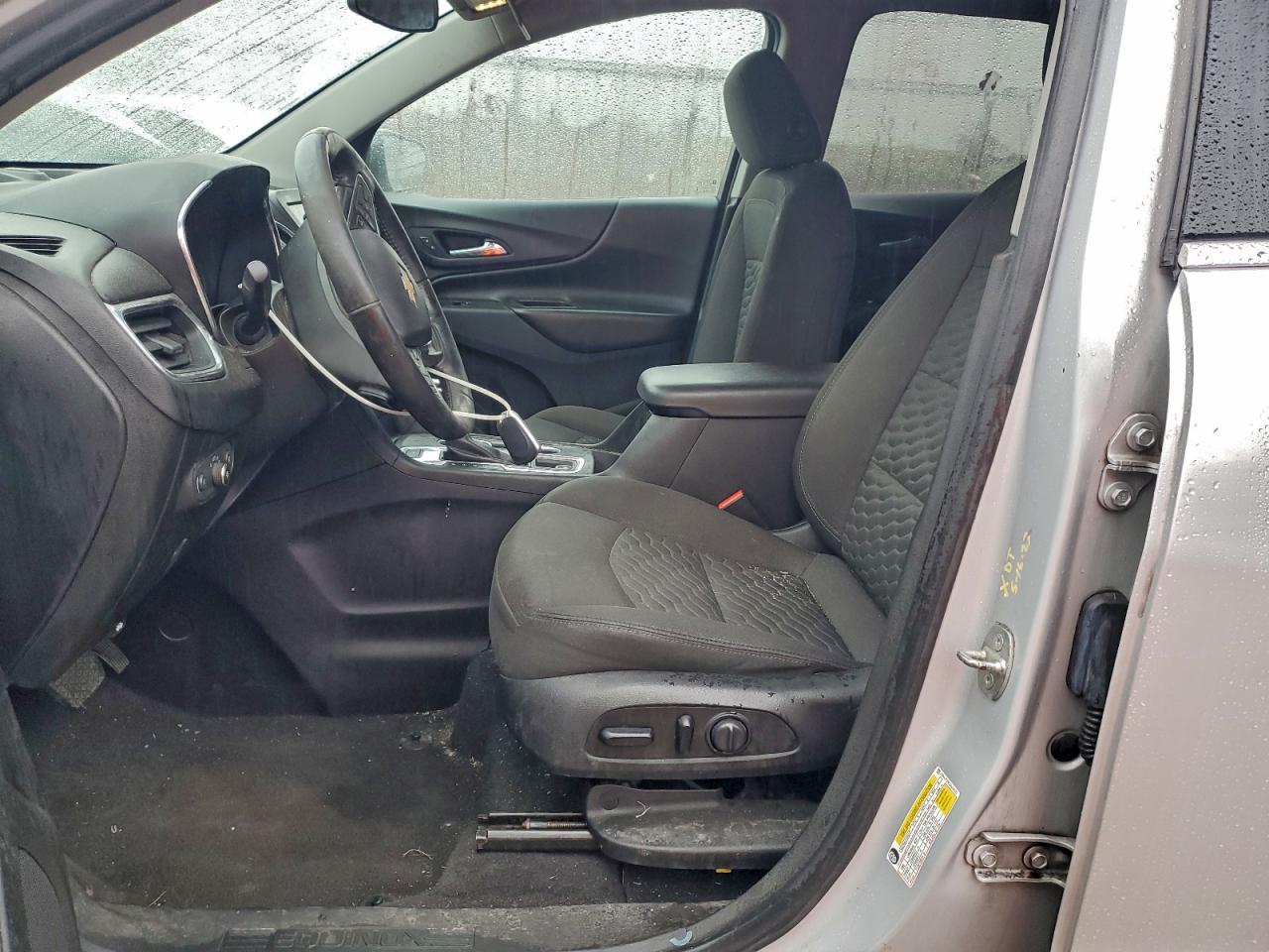 2020 Chevrolet Equinox Lt VIN: 2GNAXTEV5L6258555 Lot: 94160145