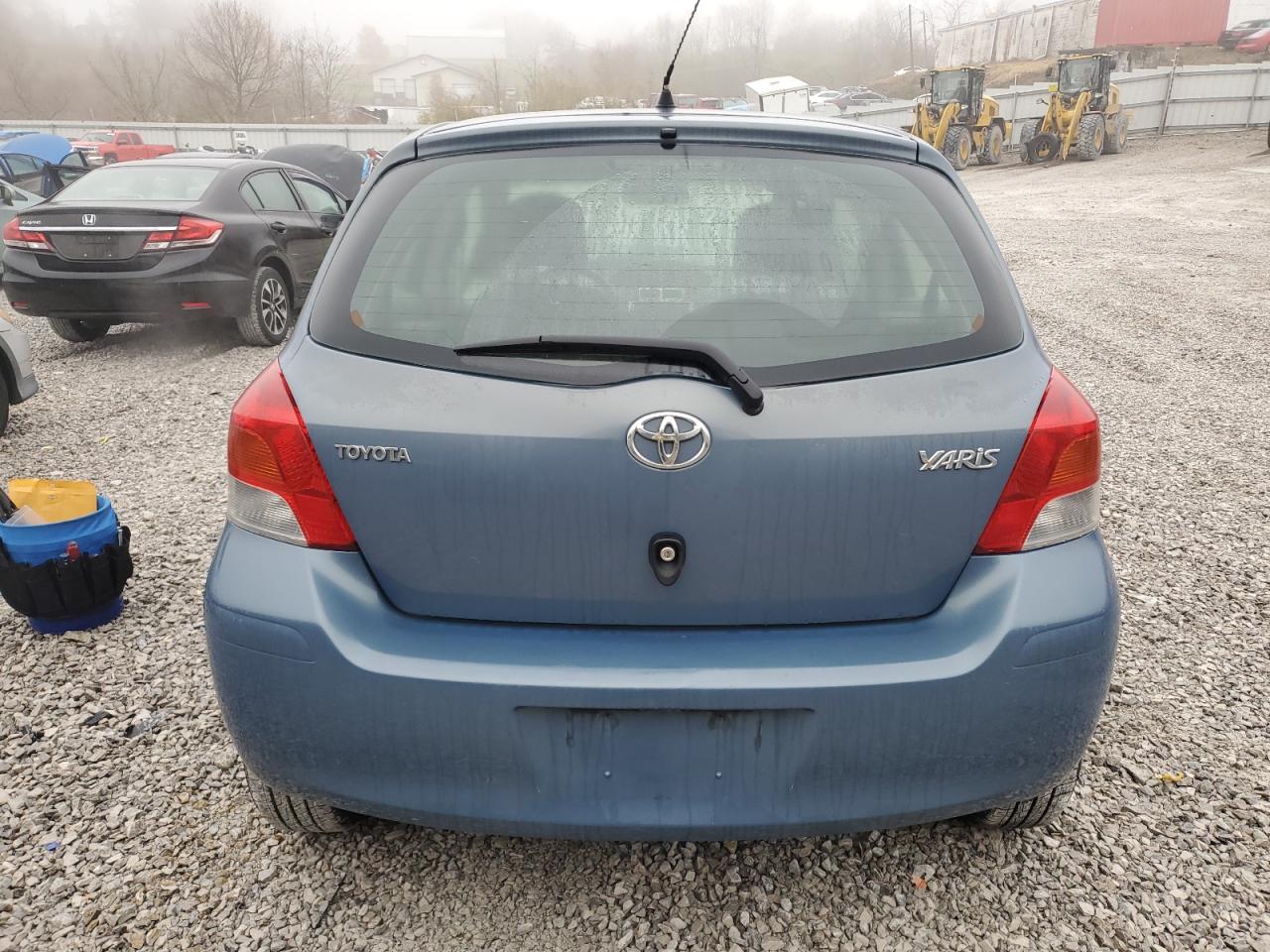 2009 Toyota Yaris VIN: JTDKT903695251541 Lot: 93258675