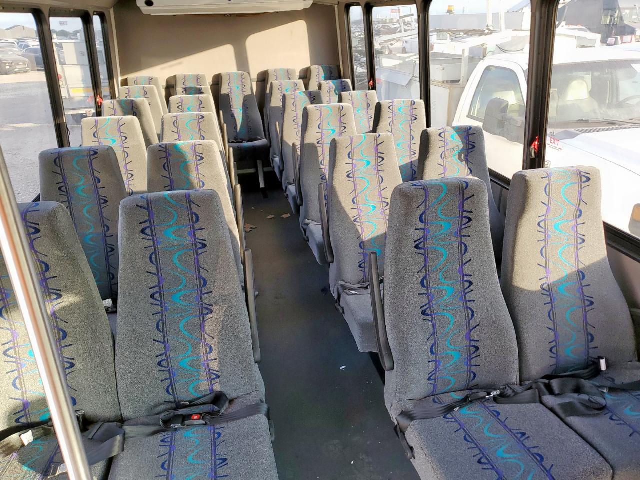 2016 Ford Econoline E450 Super Duty Cutaway Van VIN: 1FDFE4FS1GDC10701 Lot: 92641865