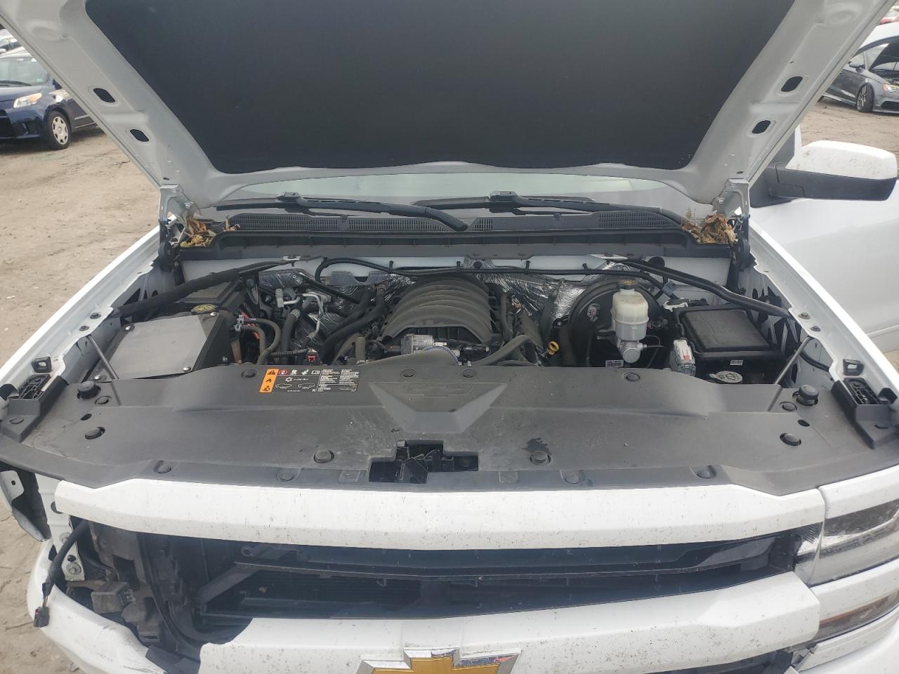 2018 Chevrolet Silverado K1500 Lt VIN: 1GCVKREC2JZ184698 Lot: 90416525