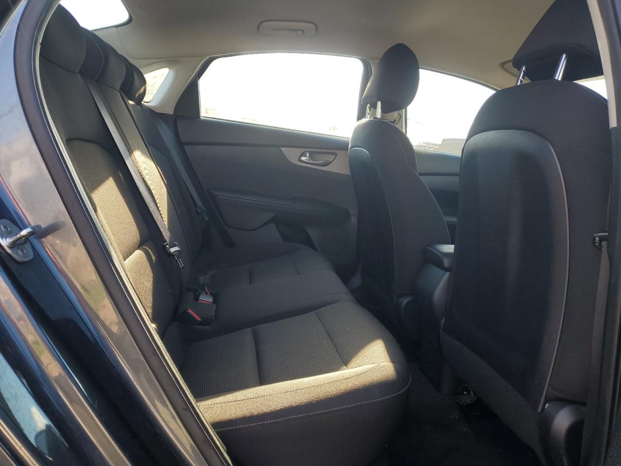 2020 Kia Forte Fe VIN: 3KPF24AD3LE204803 Lot: 92947225