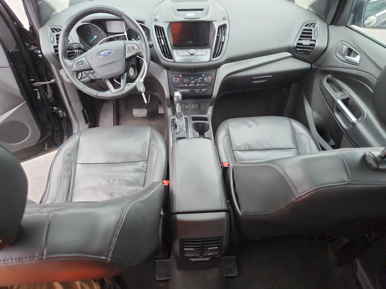 2017 Ford Escape Se VIN: 1FMCU9GD2HUD01917 Lot: 92269775