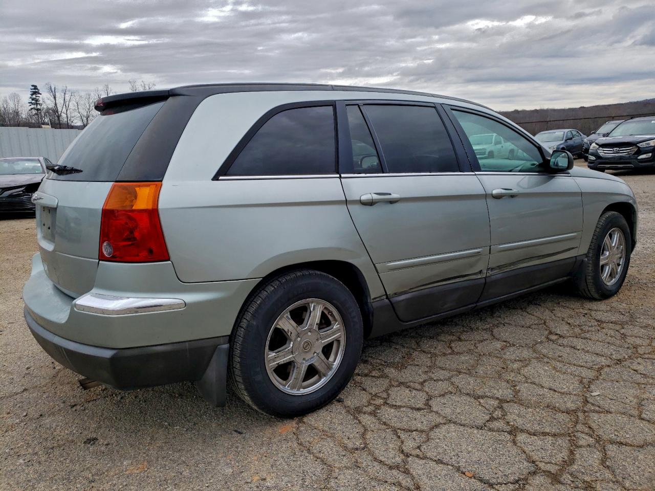 2004 Chrysler Pacifica VIN: 2C8GM68494R583451 Lot: 94086945