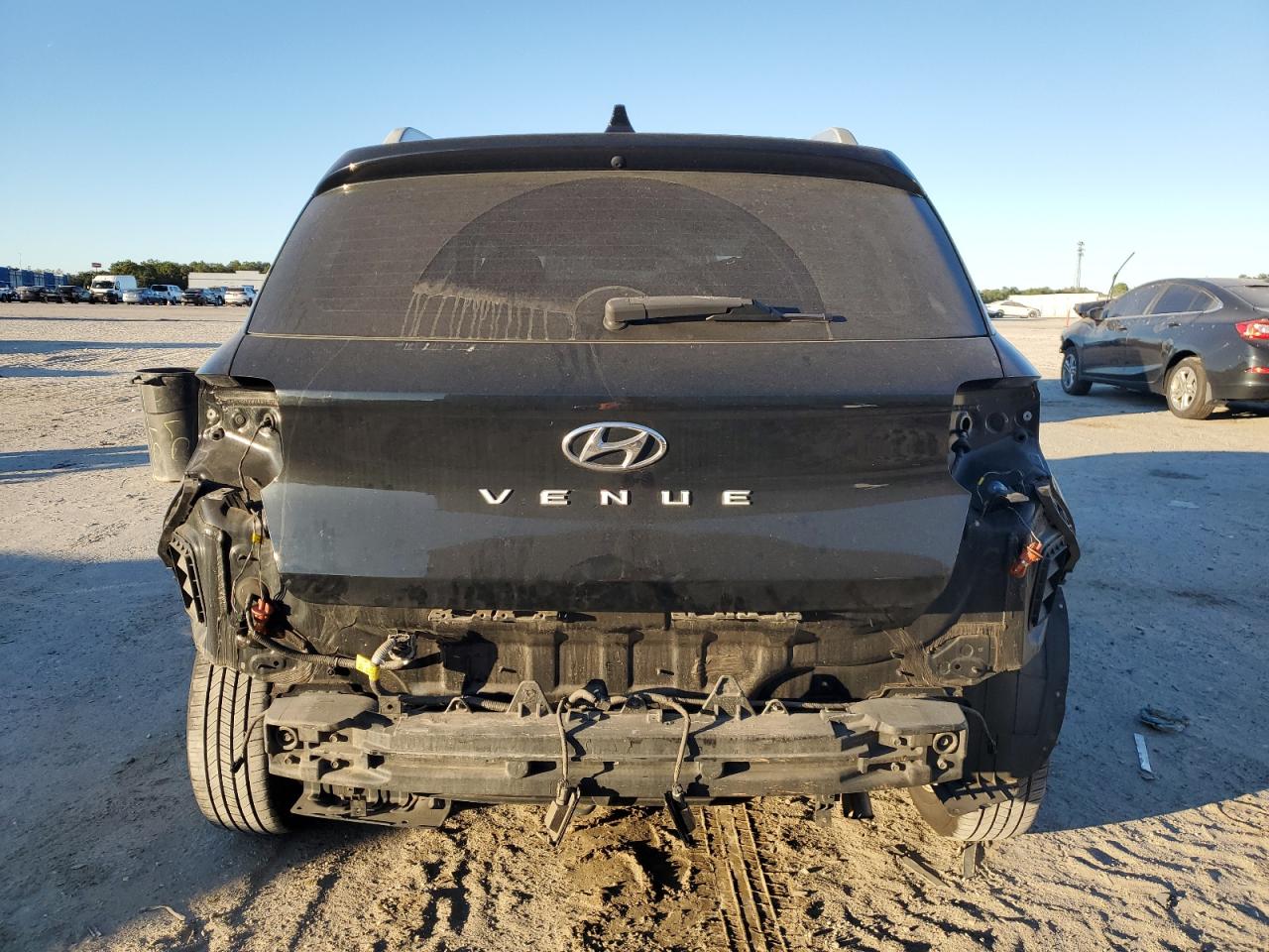 2020 Hyundai Venue Sel VIN: KMHRC8A32LU014187 Lot: 92240665