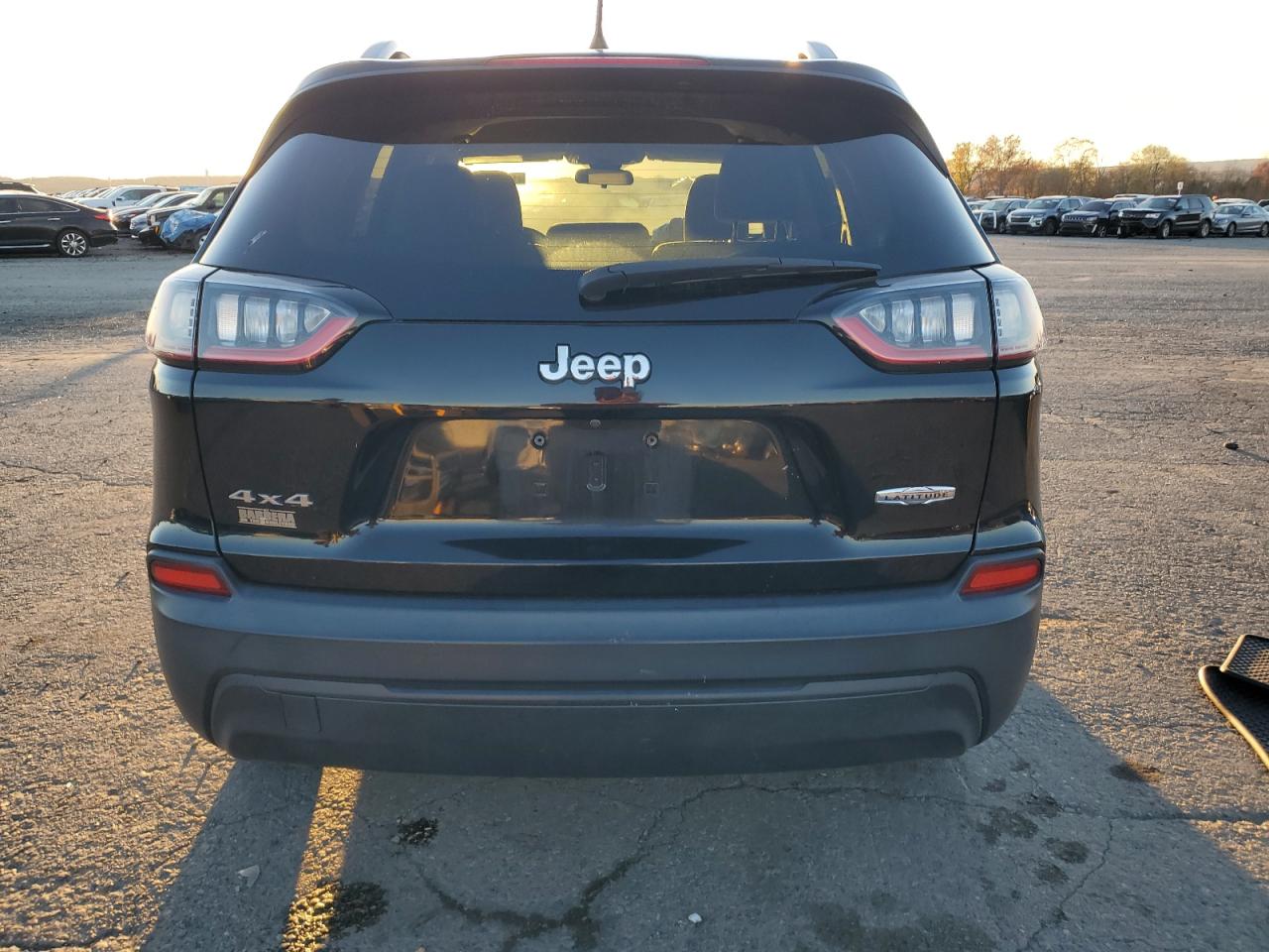 2020 Jeep Cherokee Latitude VIN: 1C4PJMCB0LD555513 Lot: 91432075