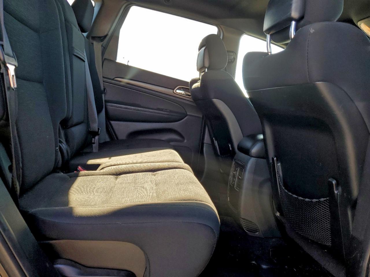 2017 Jeep Grand Cherokee Laredo VIN: 1C4RJFAG2HC946906 Lot: 94278665