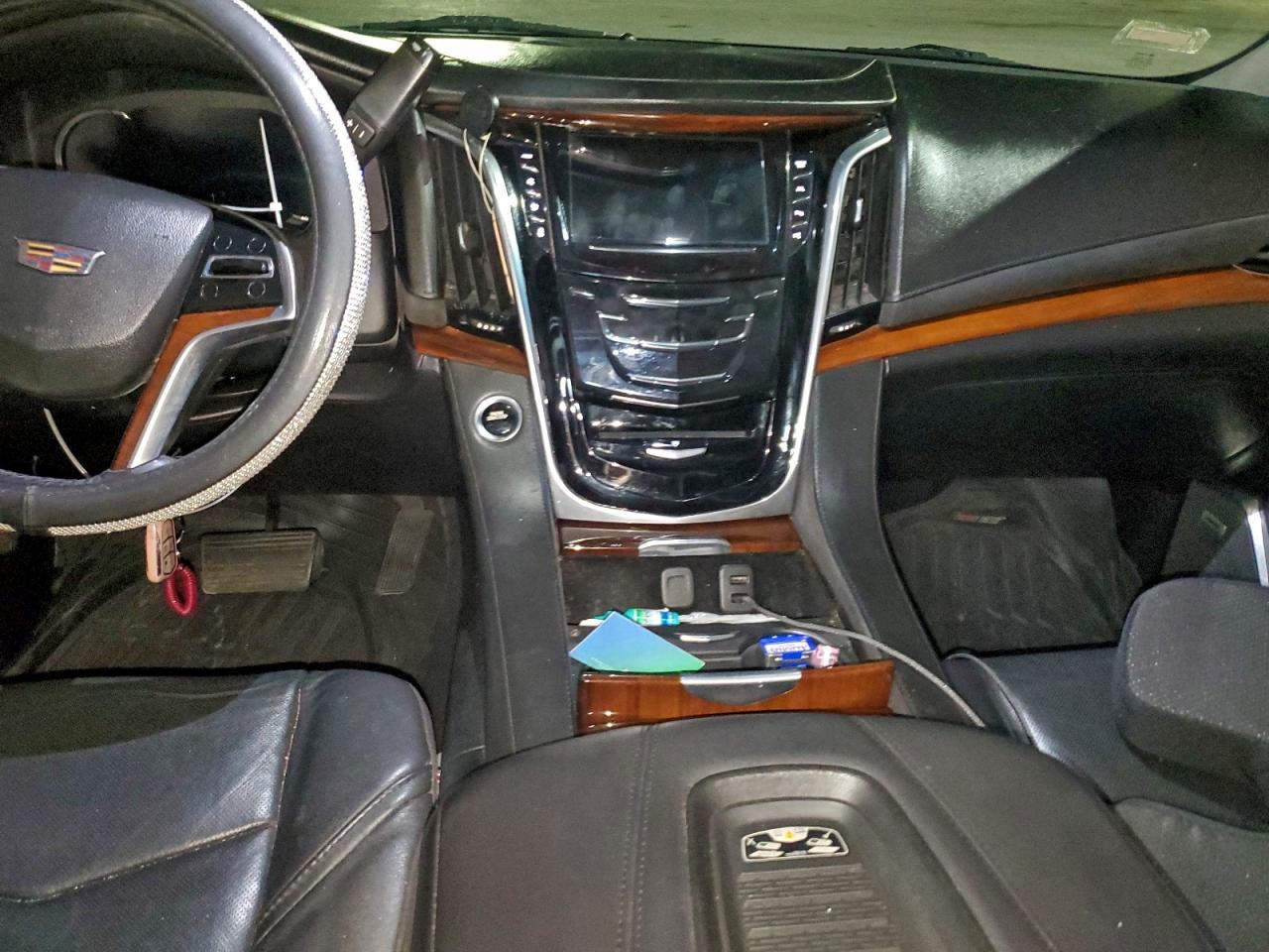 2019 Cadillac Escalade Luxury VIN: 1GYS3BKJ2KR109781 Lot: 95300405