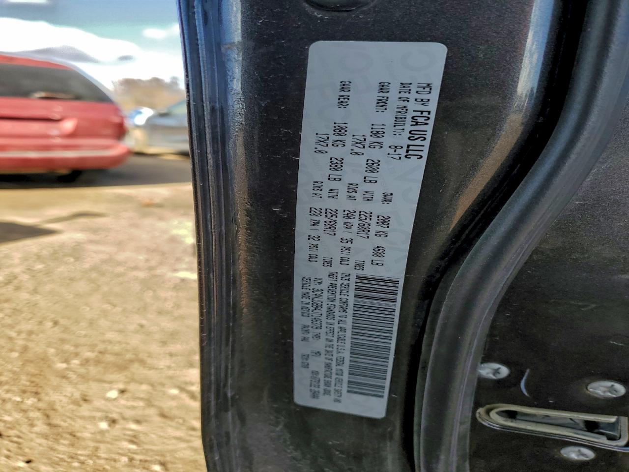 2018 Jeep Compass Latitude VIN: 3C4NJDBB4JT146379 Lot: 93428845