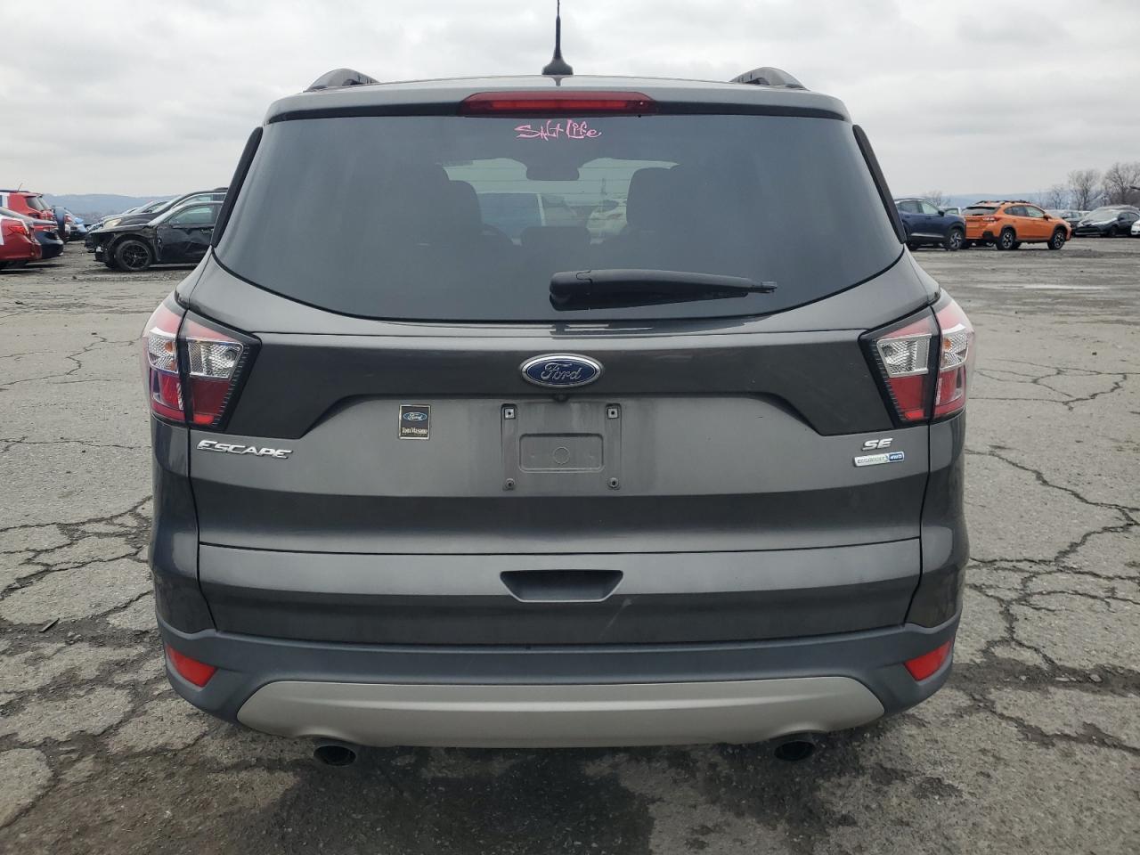 2018 Ford Escape Se VIN: 1FMCU9GDXJUC88386 Lot: 93721235