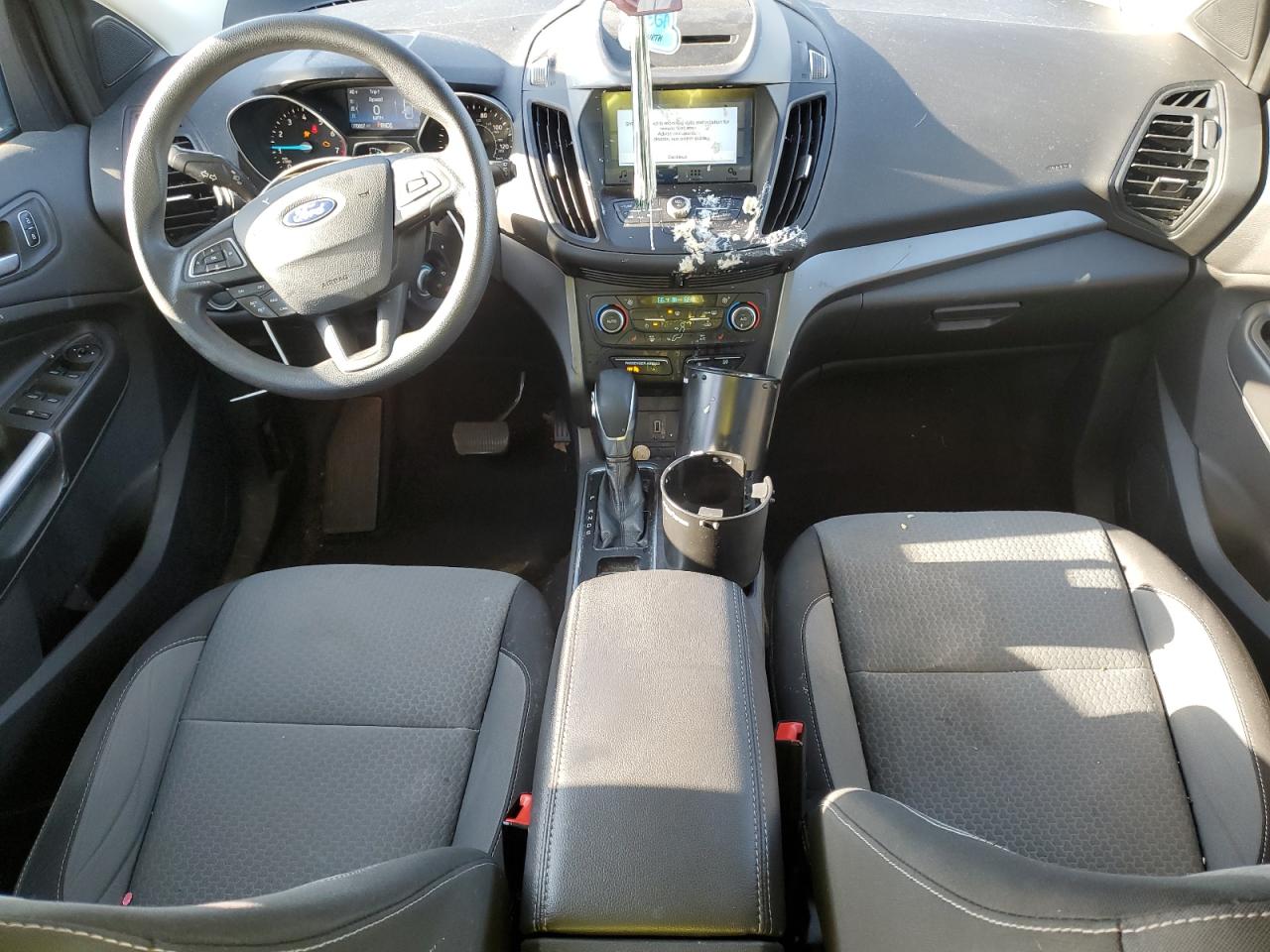 2018 Ford Escape Se VIN: 1FMCU9GD0JUC57843 Lot: 92679975