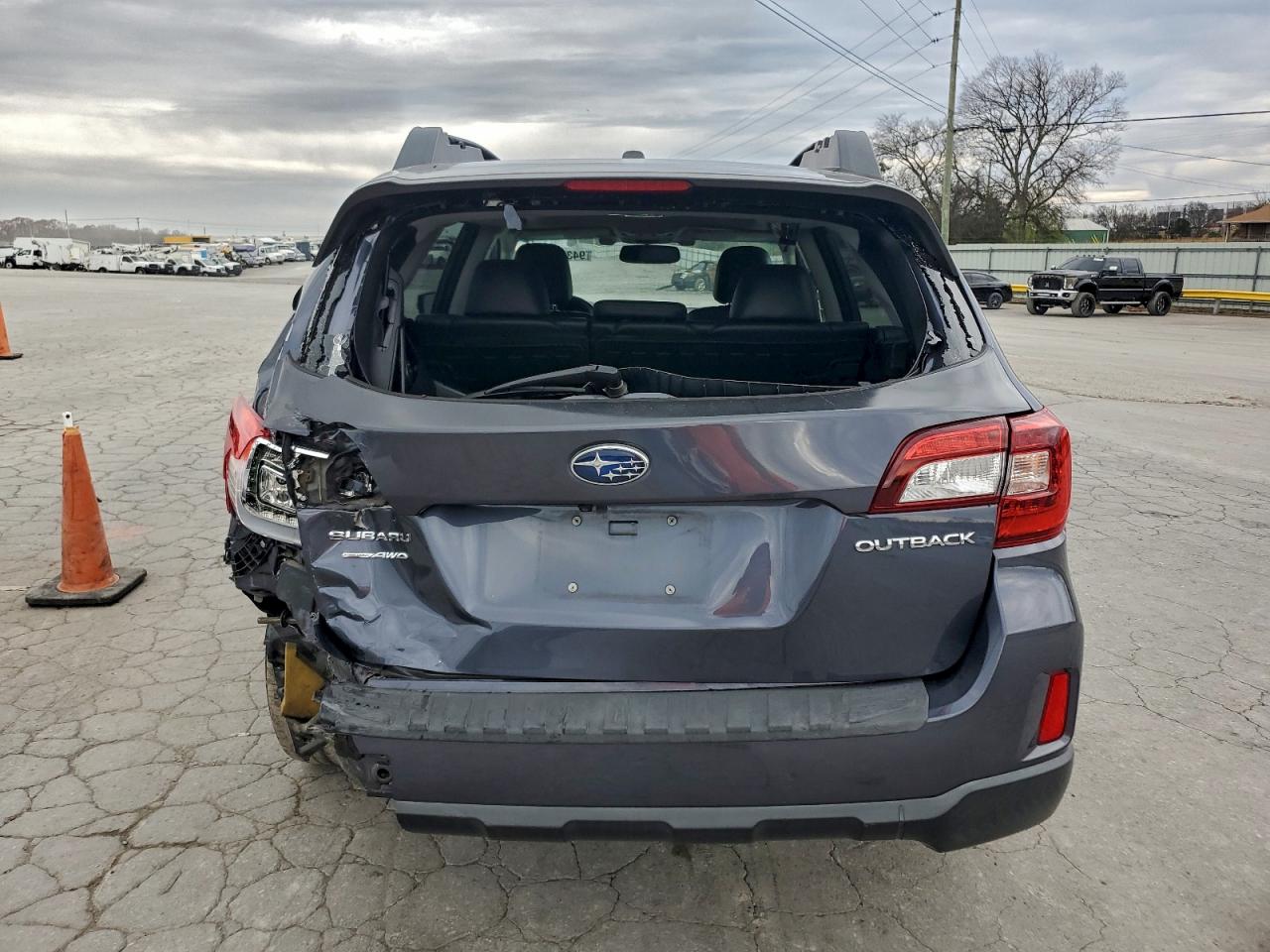 2015 Subaru Outback 2.5I Limited VIN: 4S4BSBNC1F3308086 Lot: 94367885