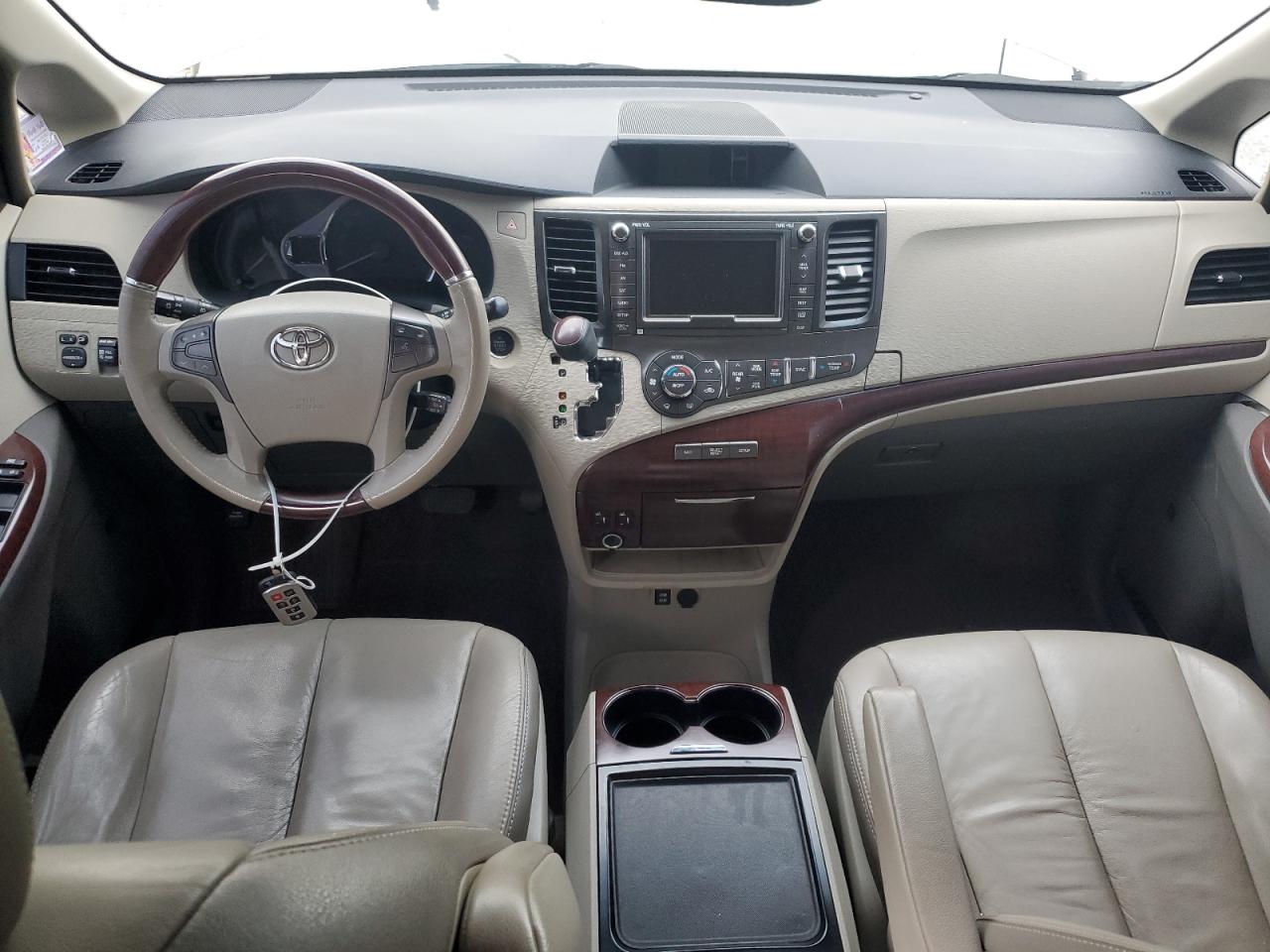 2012 Toyota Sienna Xle VIN: 5TDYK3DC6CS228525 Lot: 91387255