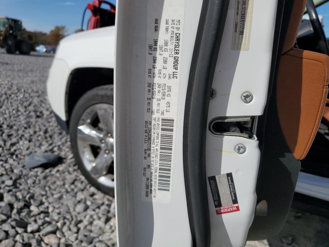 2014 Jeep Compass Limited VIN: 1C4NJDCB6ED717185 Lot: 90691935