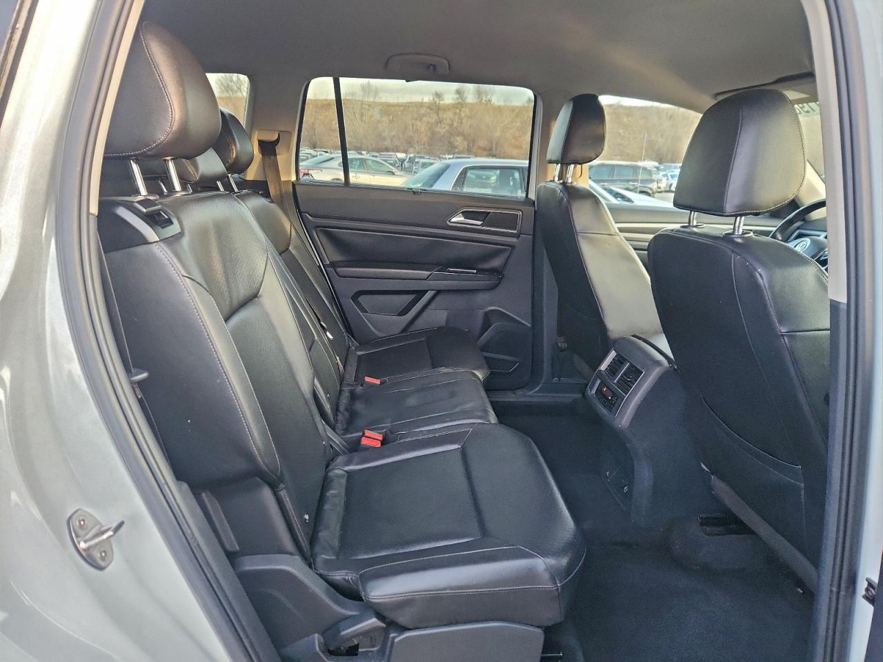 2018 Volkswagen Atlas Se VIN: 1V2FR2CA2JC517704 Lot: 94719865