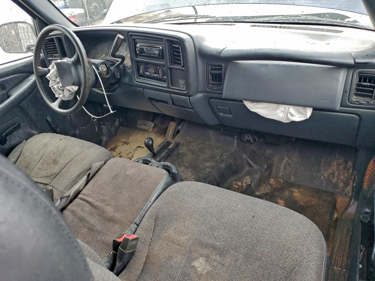 2001 Chevrolet Silverado K1500 VIN: 2GCEK19V111282661 Lot: 94334885