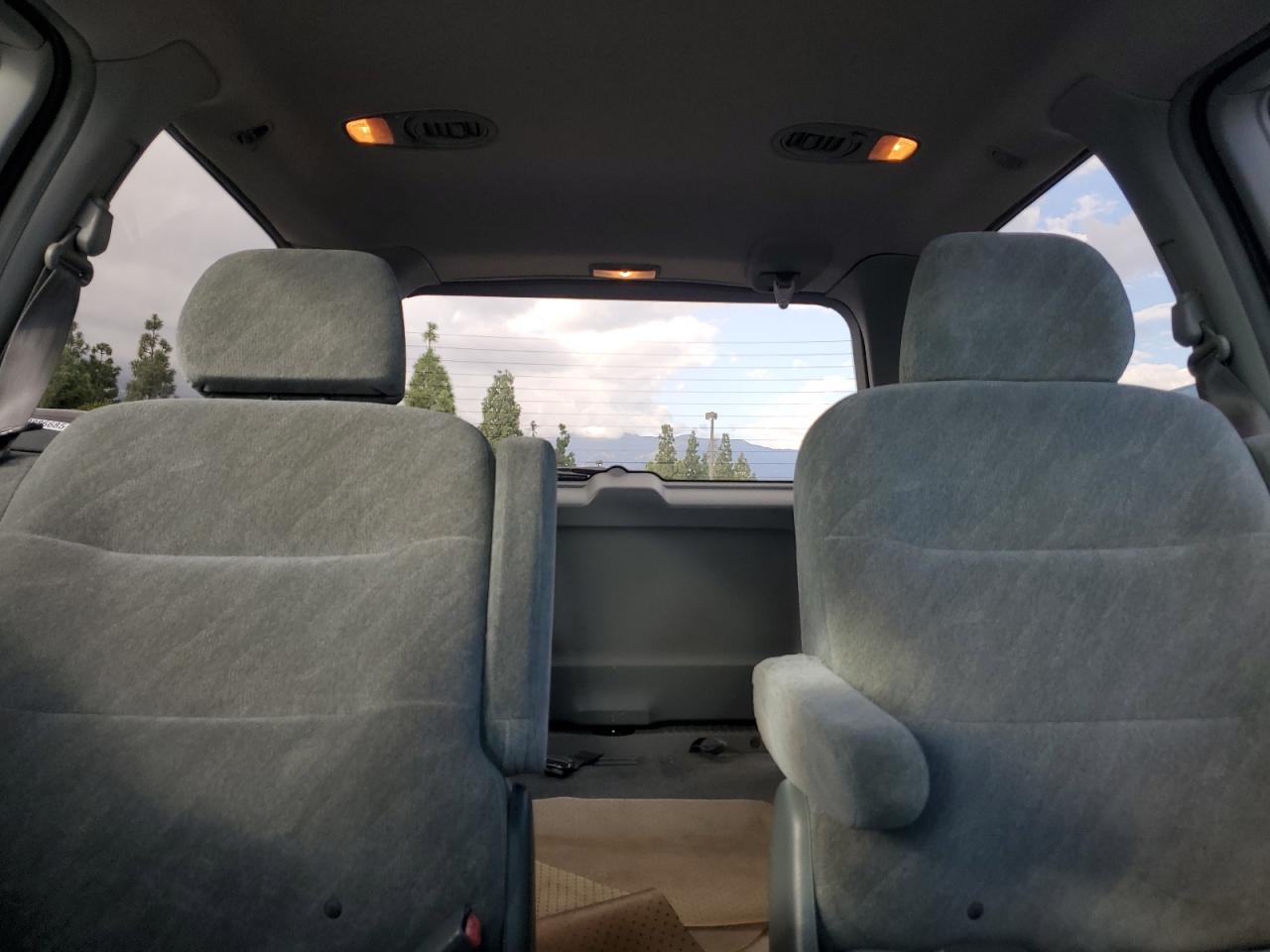 2001 Honda Odyssey Ex VIN: 2HKRL18741H581870 Lot: 93031535