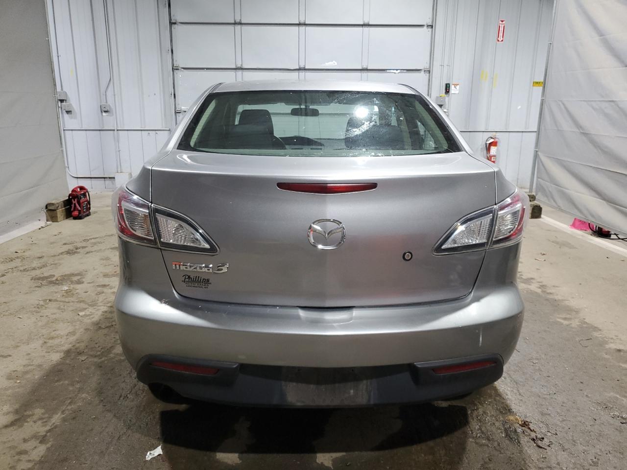 2011 Mazda 3 I VIN: JM1BL1UG4B1417387 Lot: 92931445