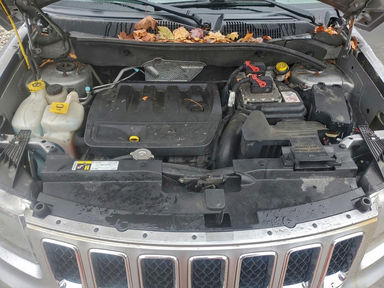 2015 Jeep Compass Sport VIN: 1C4NJDBB4FD177242 Lot: 94038295