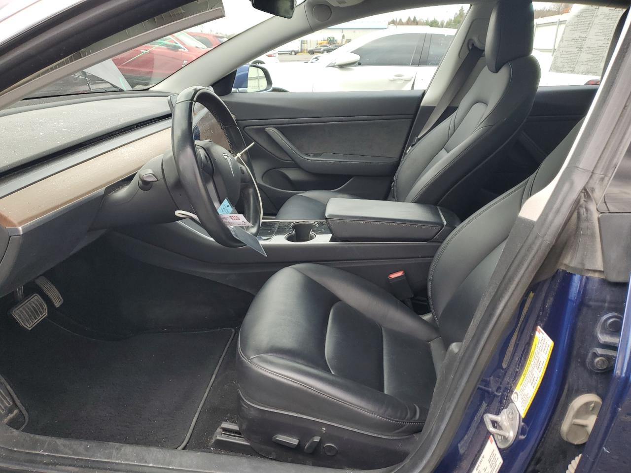 2018 Tesla Model 3 VIN: 5YJ3E1EB0JF063987 Lot: 92831625